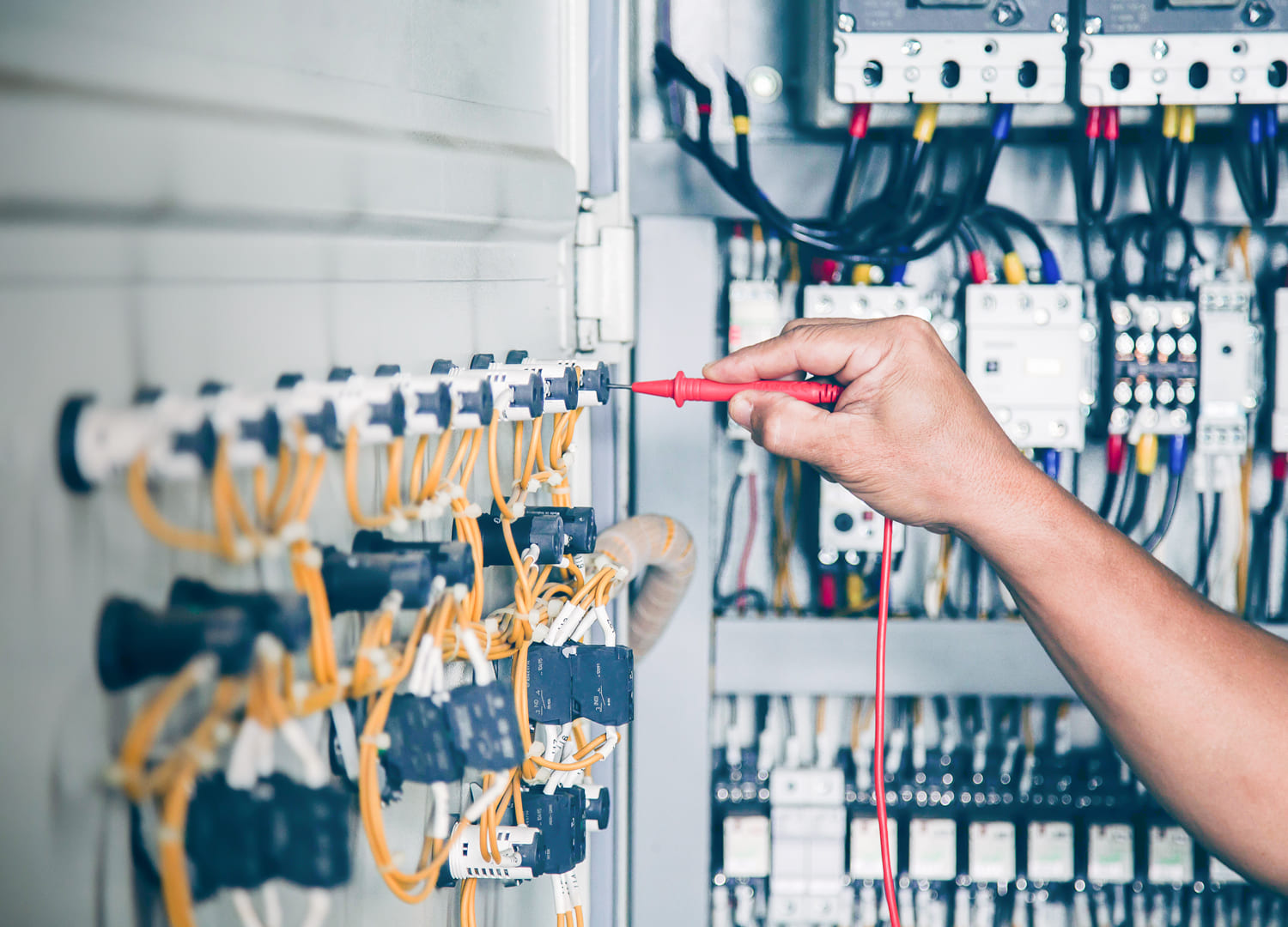 Internet-and-computer-Services